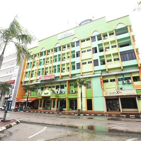 Oyo 89489 Al Ansar Hotel Kota Bharu Esterno foto