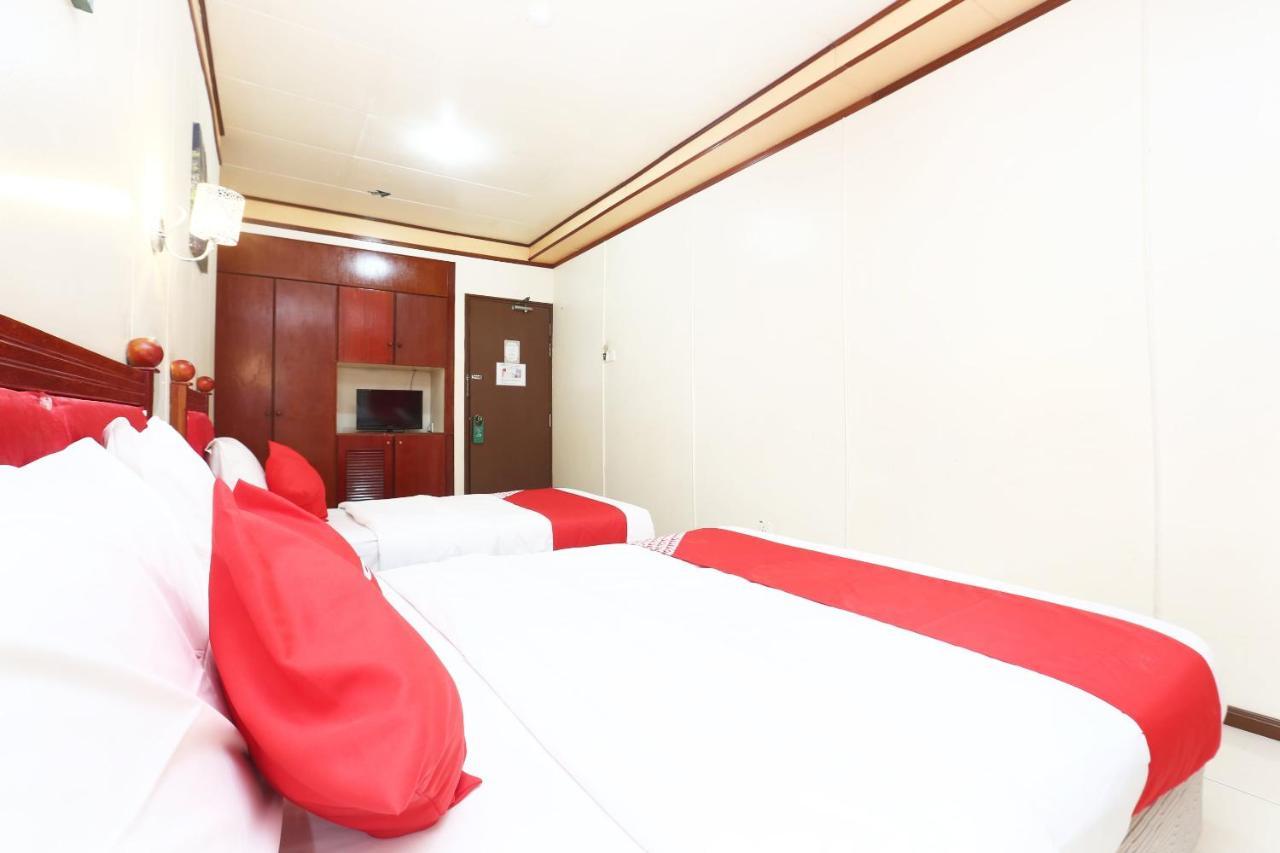 Oyo 89489 Al Ansar Hotel Kota Bharu Esterno foto