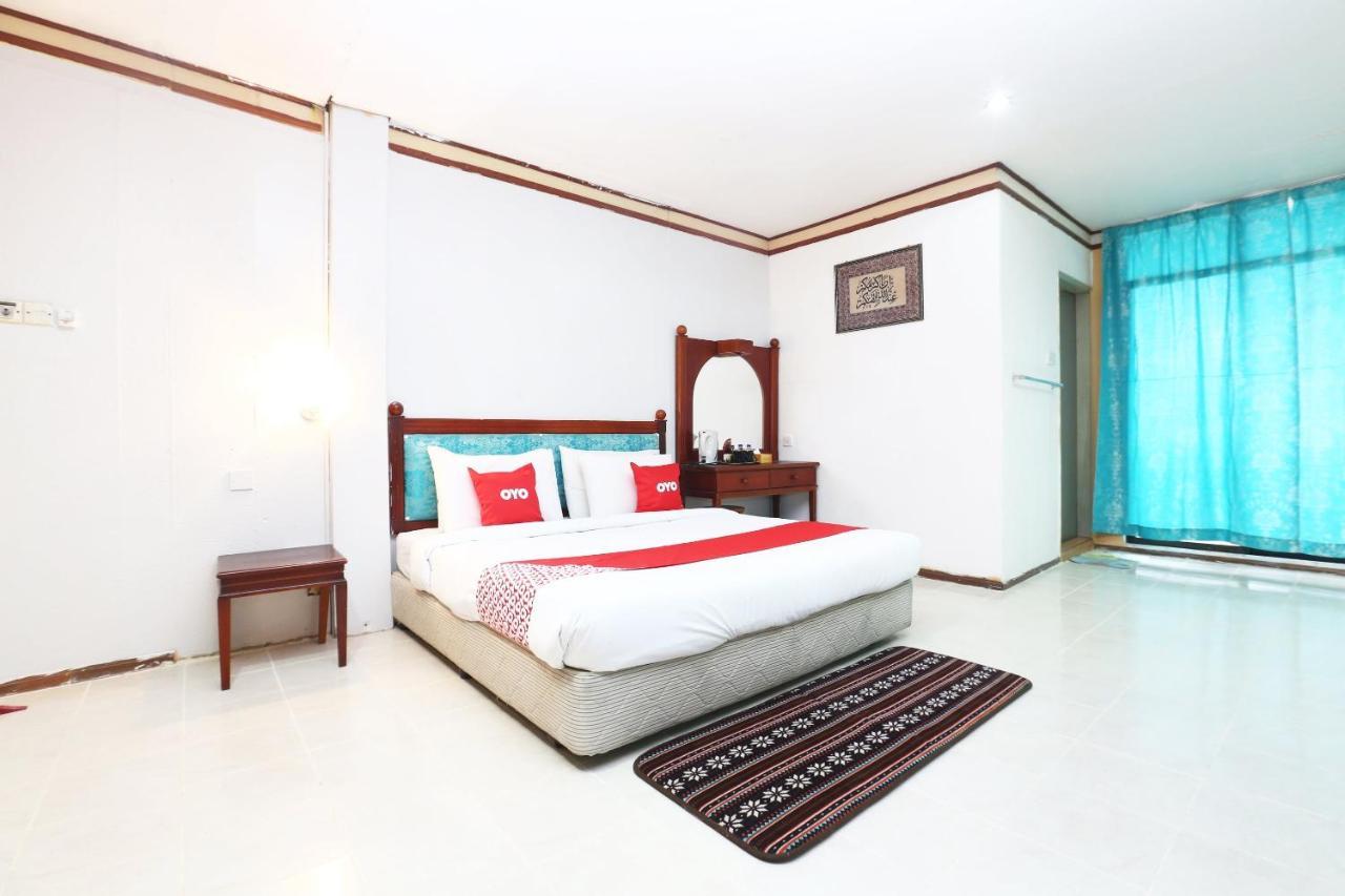 Oyo 89489 Al Ansar Hotel Kota Bharu Esterno foto