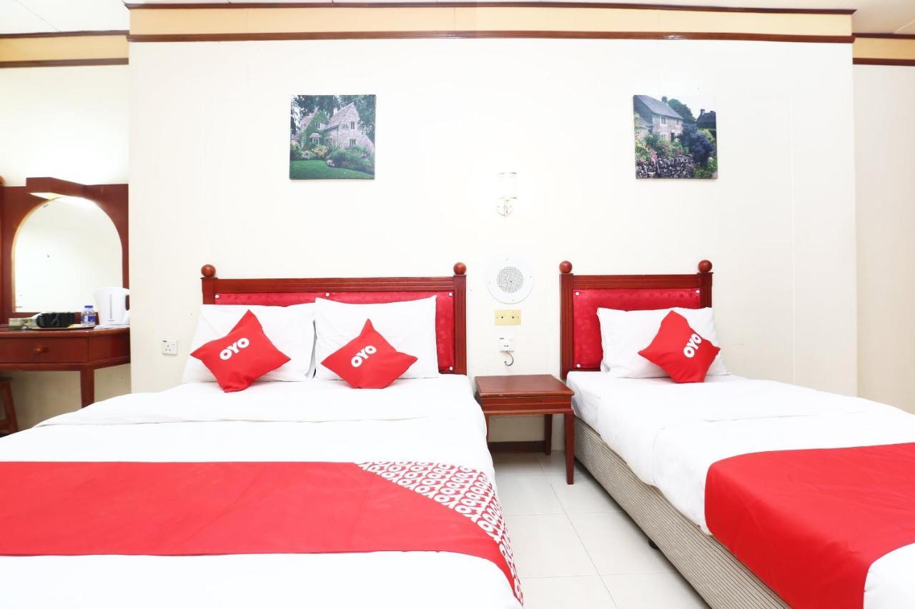 Oyo 89489 Al Ansar Hotel Kota Bharu Esterno foto