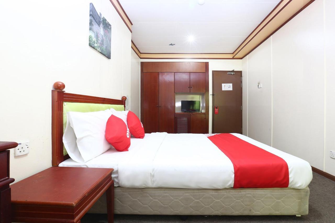 Oyo 89489 Al Ansar Hotel Kota Bharu Esterno foto