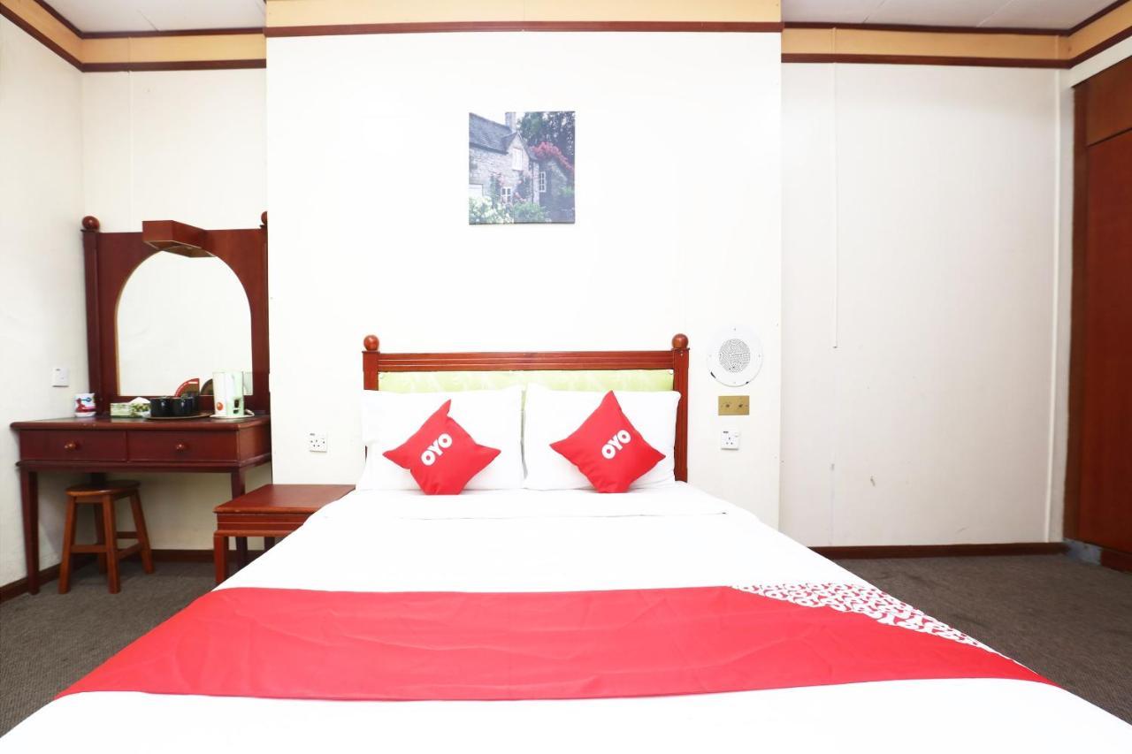 Oyo 89489 Al Ansar Hotel Kota Bharu Esterno foto